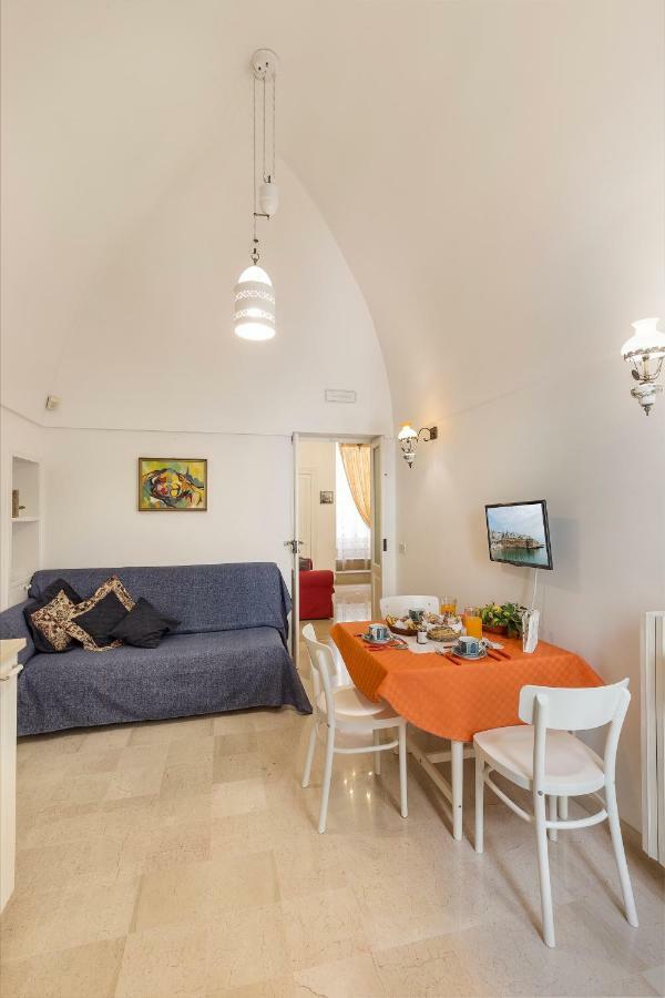 Il Cedrangolo House Монополи Екстериор снимка